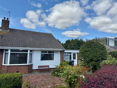 2 bedroom Semi Detached Bungalow for sale