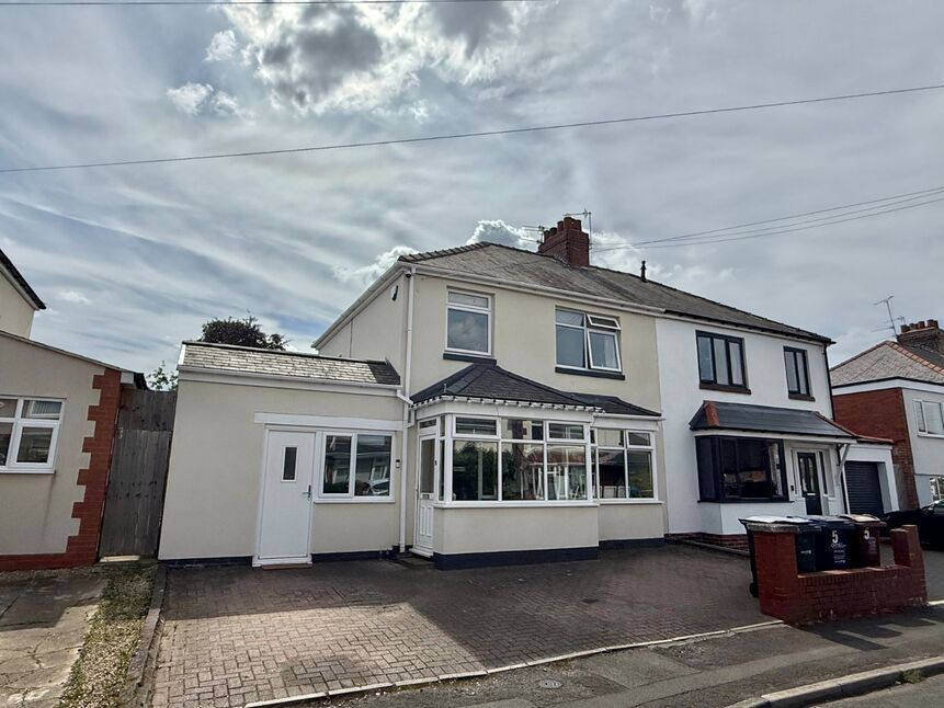 Main image of 3 bedroom Semi Detached House for sale, Willowfield Avenue, Fawdon, Tyne and Wear, NE3