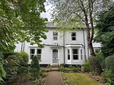 Park Villas, 7 bedroom Mid Terrace House for sale, £1,200,000