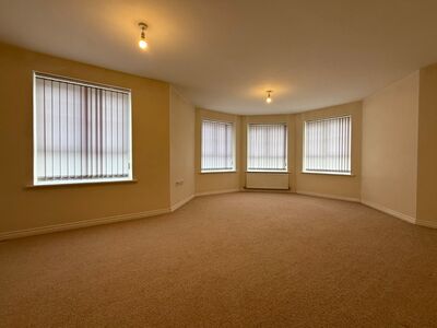 Cosgrove Court, 2 bedroom  Flat to rent, £995 pcm