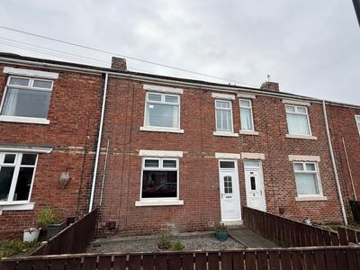 3 bedroom Mid Terrace House for sale
