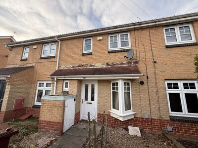 2 bedroom Mid Terrace House for sale