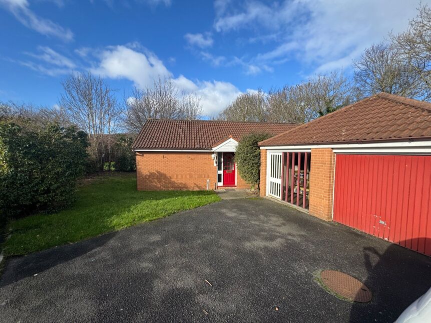 Main image of 3 bedroom Detached Bungalow for sale, Daylesford Drive, Newcastle upon Tyne, Tyne and Wear, NE3
