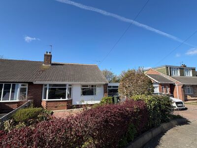 2 bedroom Semi Detached Bungalow for sale