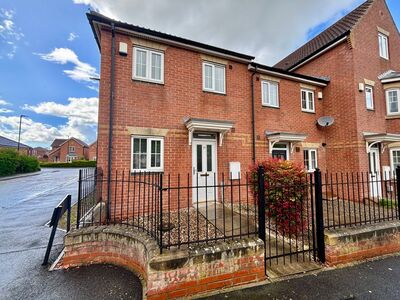 2 bedroom End Terrace House for sale