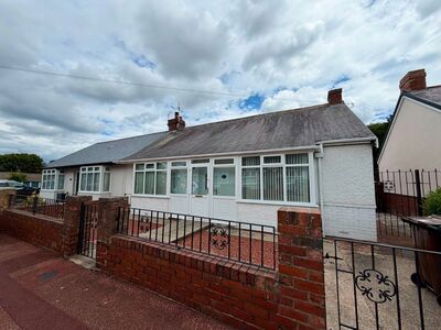 2 bedroom Semi Detached Bungalow for sale