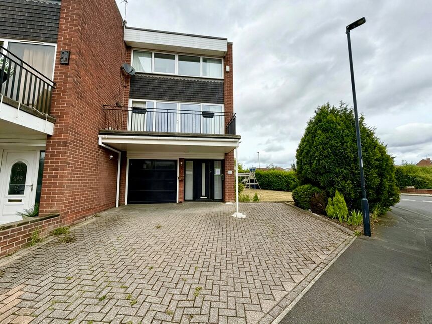 Main image of 3 bedroom End Terrace House for sale, Fairway Close, Newcastle upon Tyne, Tyne and Wear, NE3