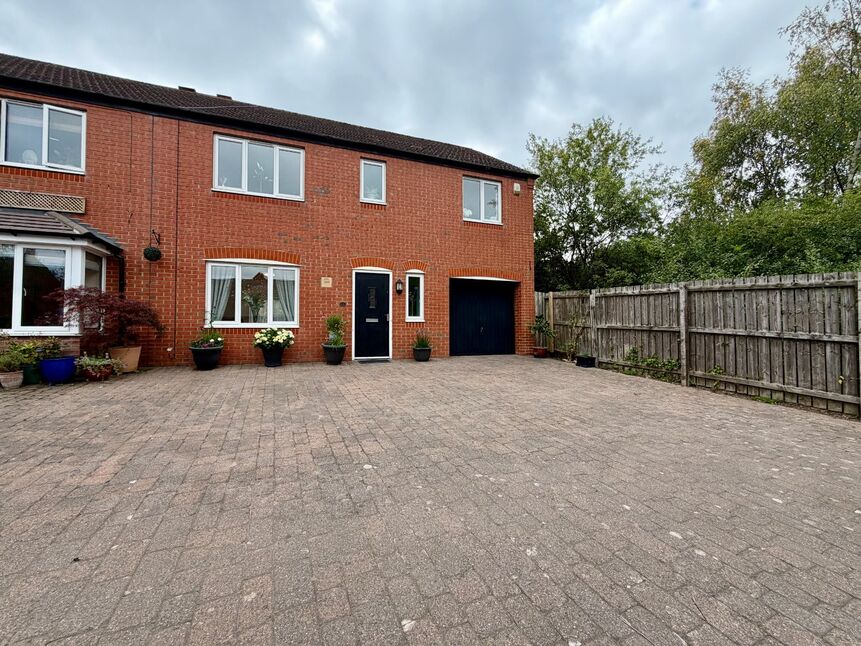 Main image of 4 bedroom Semi Detached House for sale, Warkworth Woods, Newcastle upon Tyne, Tyne and Wear, NE3