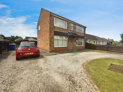 2 bedroom Detached House for sale