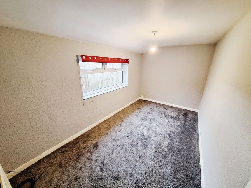 2 bedroom Mid Terrace House to rent, Lovett Street, Cleethorpes, DN35