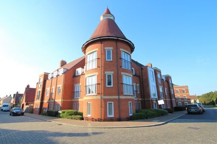 2 bedroom  Flat to rent