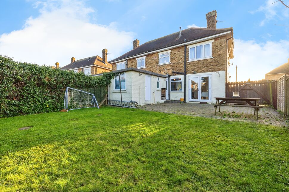 3 bedroom Detached House for sale, Hampstead Park, Scartho Top, DN33