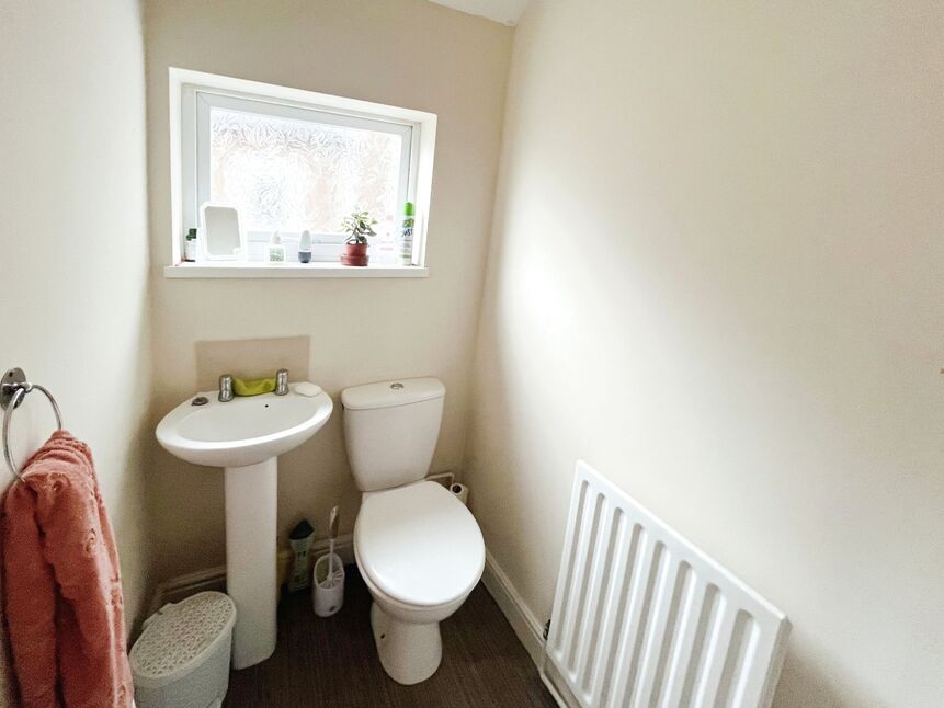 3 bedroom Mid Terrace House for sale, Roberts Street, Grimsby, DN32 £