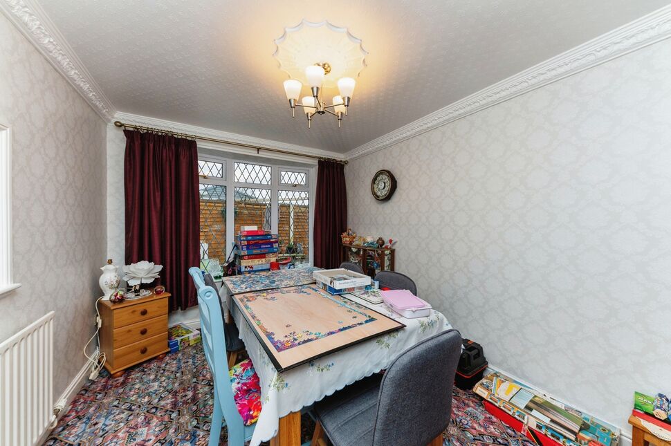 3 bedroom Detached House for sale, Heron Way, HoltonleClay, DN36 £269,950