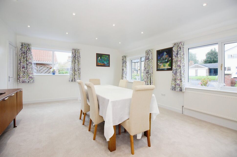 5 bedroom Detached House for sale, Chapel Lane, Swallow, LN7 £480,000
