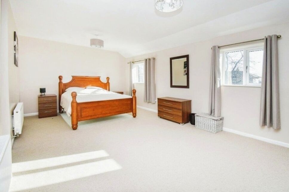 4 bedroom Semi Detached House for sale, Main Road, BarnoldbyleBeck