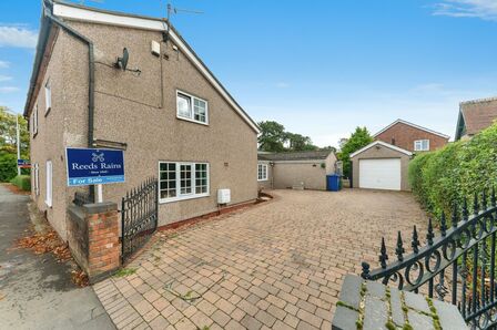Station Road, 2 bedroom Semi Detached House for sale, £175,000