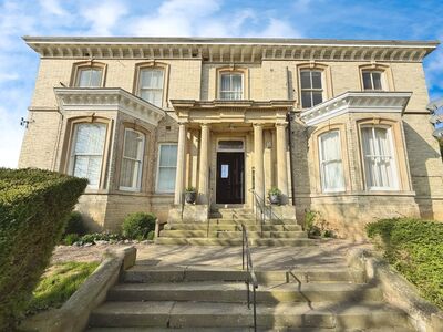 Westlands Avenue, 3 bedroom  Flat for sale, £120,000