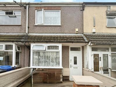 3 bedroom Mid Terrace House for sale