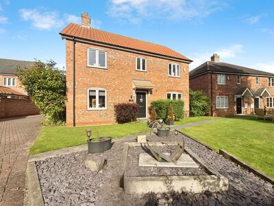 Mayfields Court, 4 bedroom Detached House for sale, £415,000