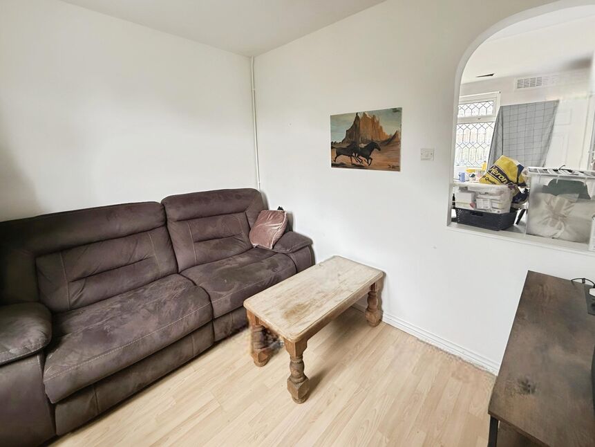 Sitting Room / Dining Room