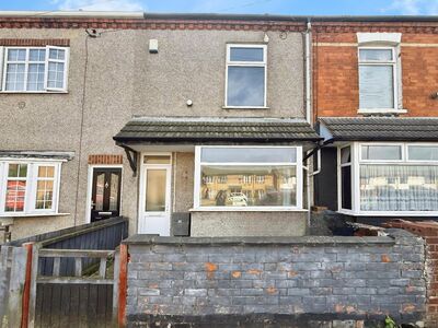 3 bedroom Mid Terrace House for sale