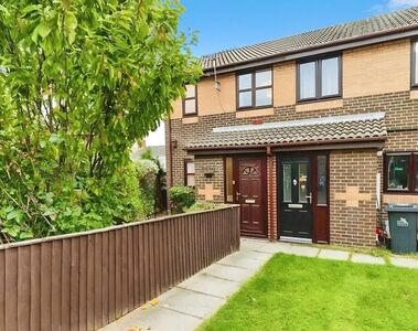 Mallard Mews, 2 bedroom End Terrace Property to rent, £750 pcm