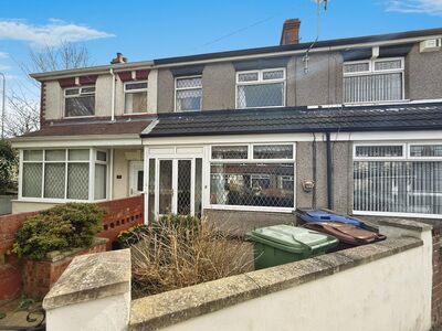 Cleveland Gardens, 2 bedroom Mid Terrace House to rent, £600 pcm