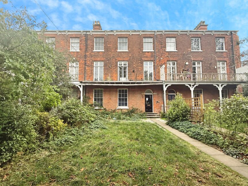 2 bedroom  Flat for sale
