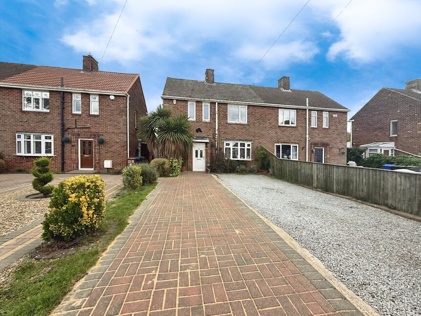 Main image of 3 bedroom Semi Detached House for sale, Laceby Road, Grimsby, Lincolnshire, DN34