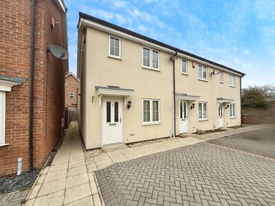 2 bedroom End Terrace House for sale