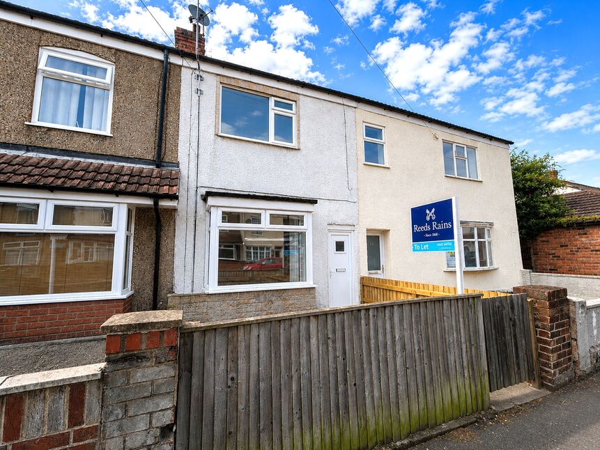 Main image of 3 bedroom Mid Terrace House to rent, Wintringham Road, Grimsby, Lincolnshire, DN32