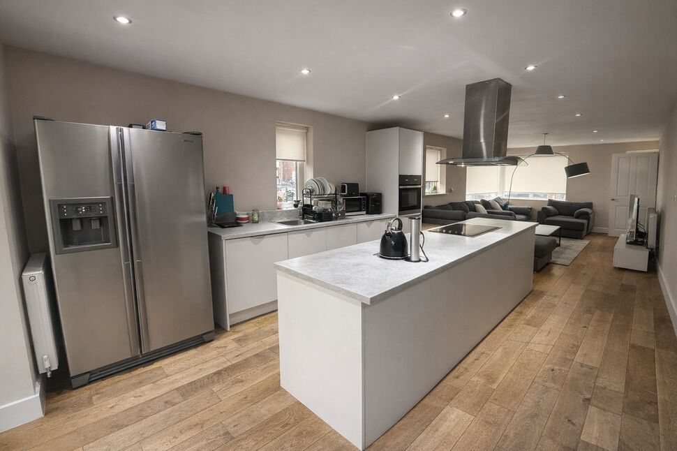 Kitchen / living area