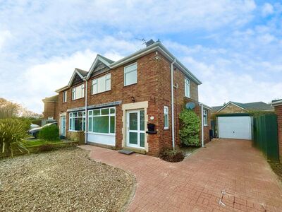 3 bedroom Semi Detached House to rent