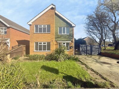 Dunbar Avenue, 4 bedroom Detached House for sale, &pound;240,000