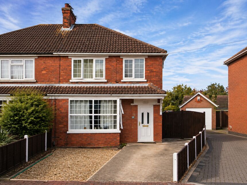 Main image of 3 bedroom Semi Detached House for sale, Melbourne Avenue, Grimsby, Lincolnshire, DN33