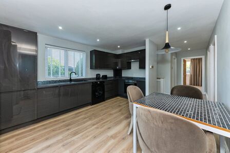 Kensington Place, 2 bedroom Semi Detached Bungalow for sale, &pound;220,000