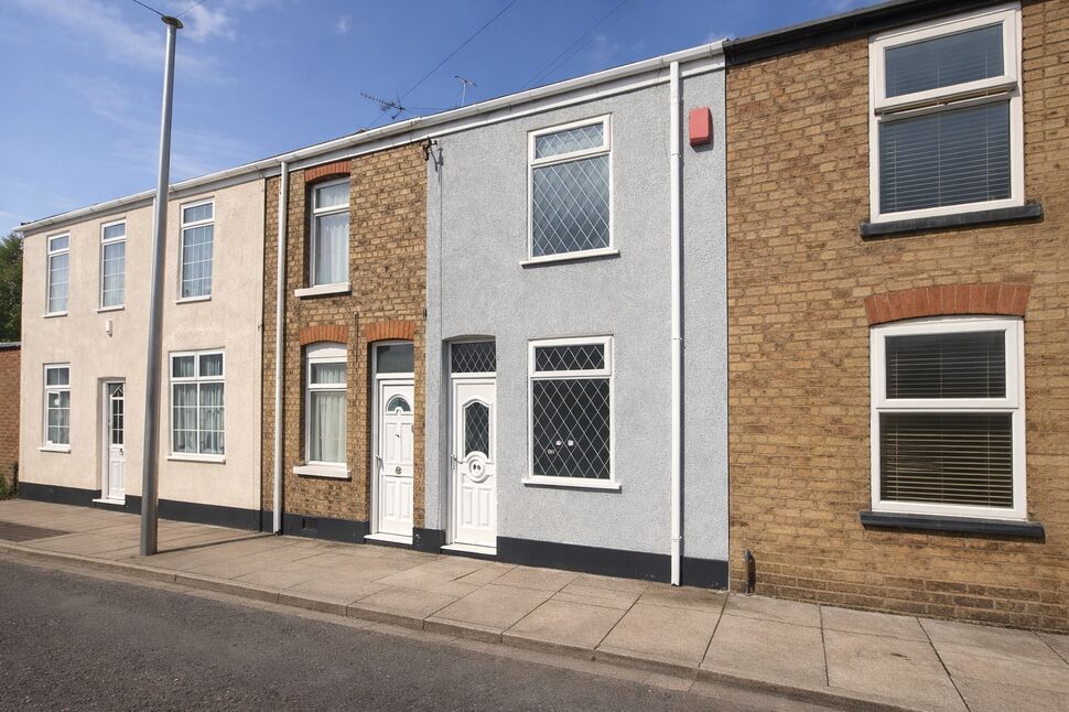 Main image of 3 bedroom Mid Terrace House for sale, Edward Street, Cleethorpes, Lincolnshire, DN35