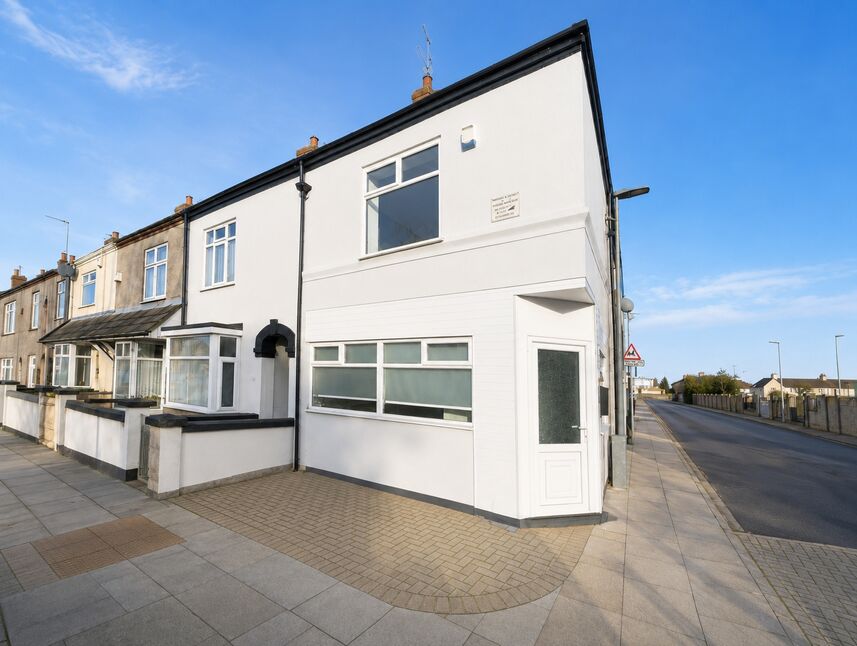 Main image of 5 bedroom End Terrace House to rent, Corporation Road, Grimsby, Lincolnshire, DN31
