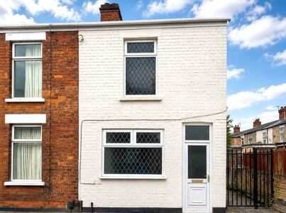2 bedroom End Terrace House to rent