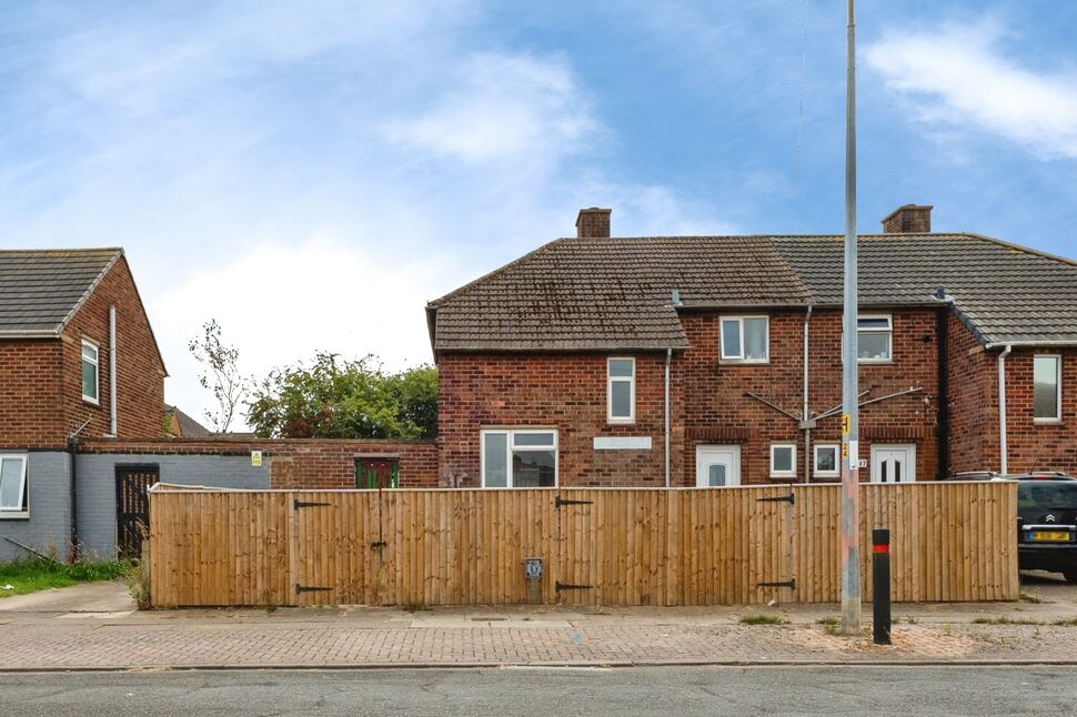 Main image of 3 bedroom Semi Detached House for sale, Crosby Road, Grimsby, Lincolnshire, DN33