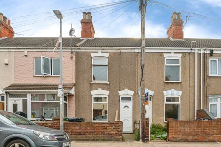Stanley Street, 2 bedroom Mid Terrace House for sale, &pound;40,000