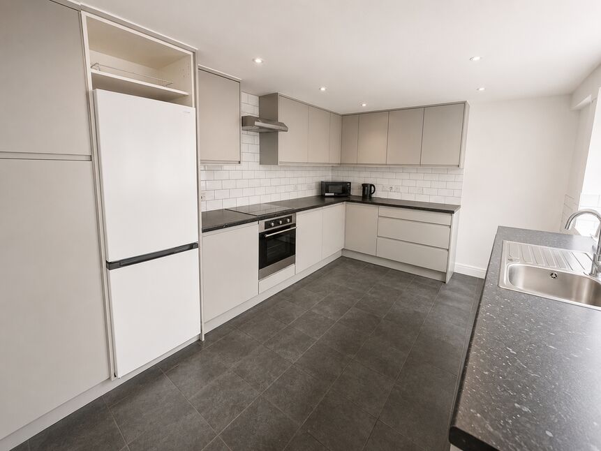 Main image of 1 bedroom Property to rent, Corporation Road, Grimsby, Lincolnshire, DN31