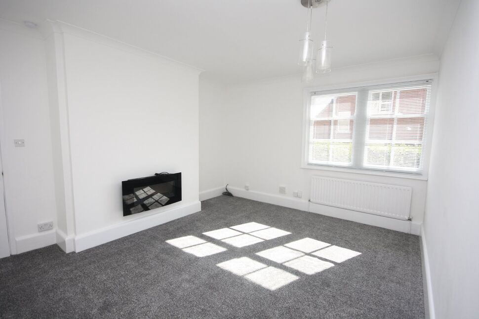 Lounge / Dining Room