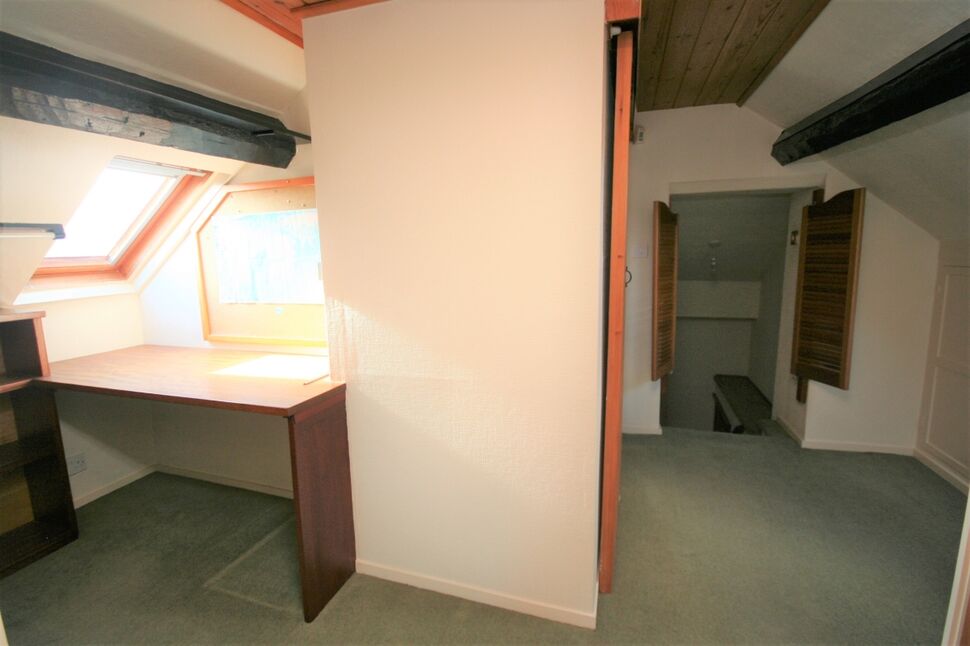 Dressing Room / Office