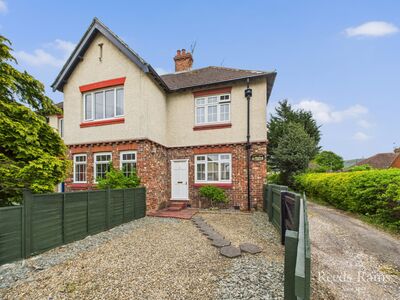 2 bedroom  Flat for sale