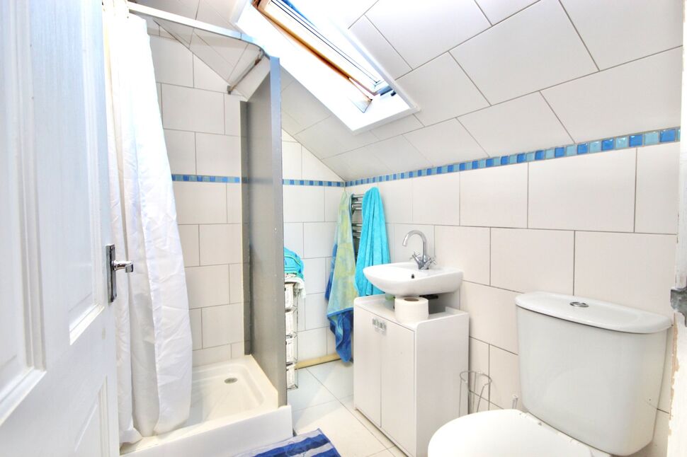 En-Suite Bathroom
