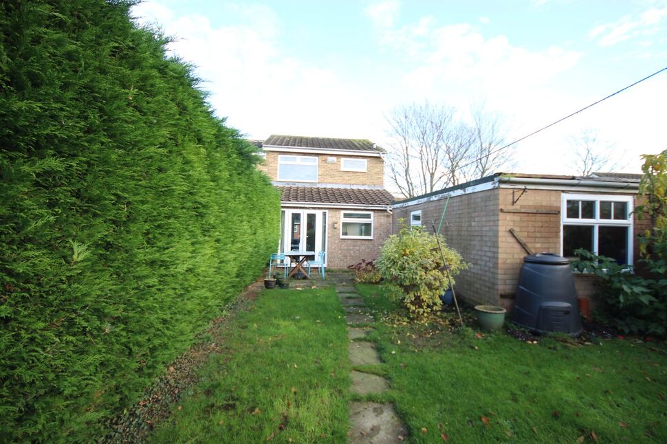 3 bedroom Semi Detached House to rent, Whaddon Chase, Guisborough, TS14