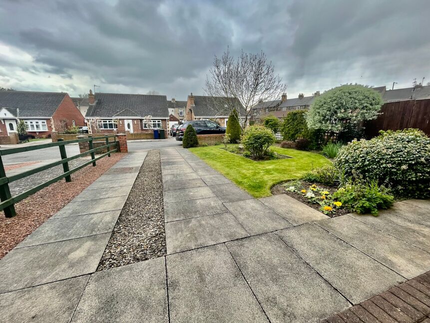 2 bedroom Detached Bungalow for sale, Kindlewood Gardens, Guisborough