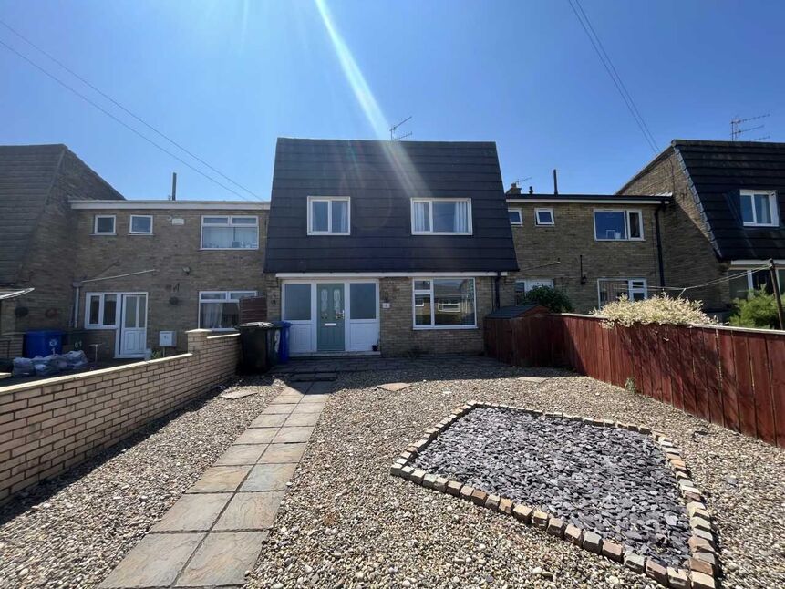 3 bedroom Mid Terrace House for sale, Farne Walk, Guisborough, TS14 £